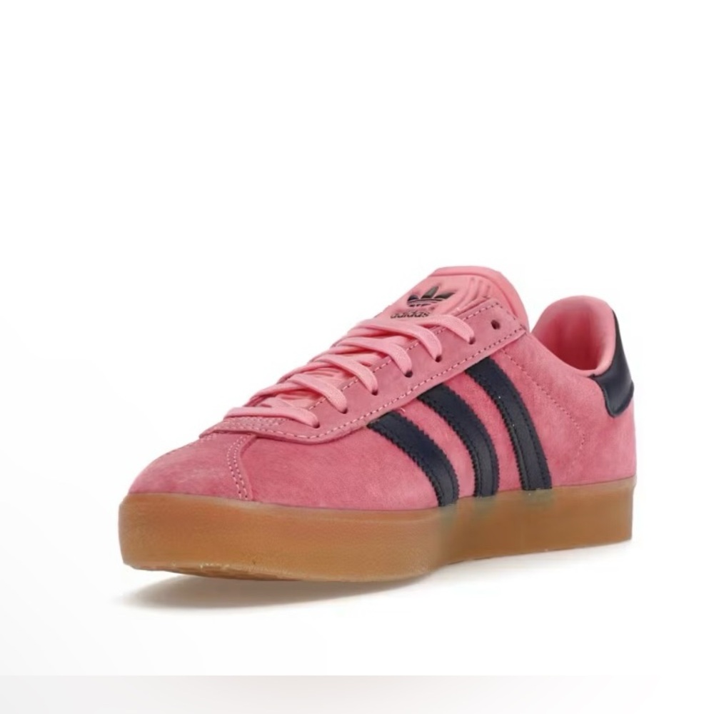Brand new adidas gazelle